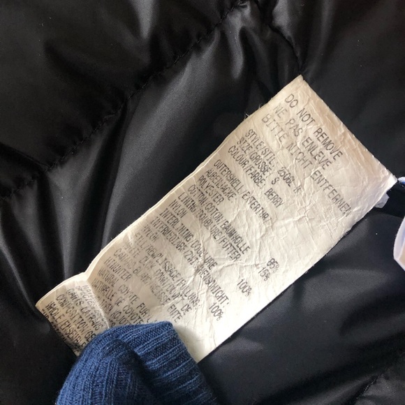 Authentic Youth Women’s Small Canada Goose Jacket - Picture 7 of 8